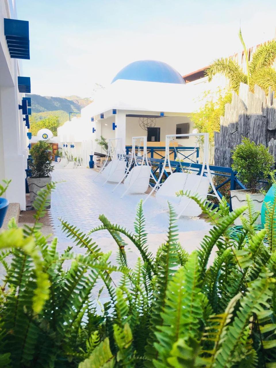 The Palladium Hotel Coron Esterno foto