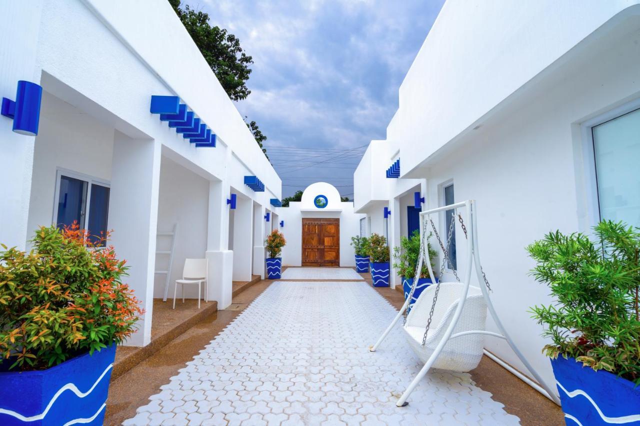 The Palladium Hotel Coron Esterno foto