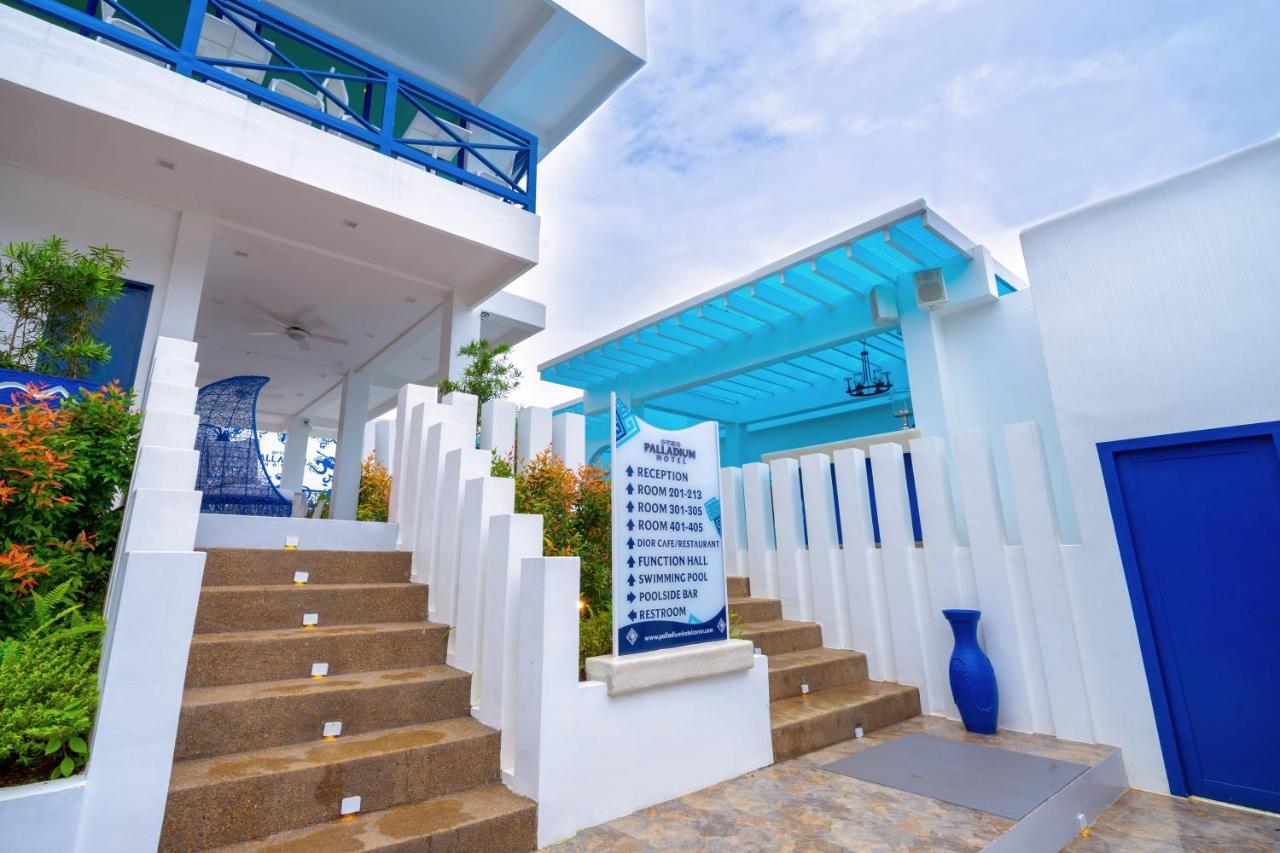 The Palladium Hotel Coron Esterno foto